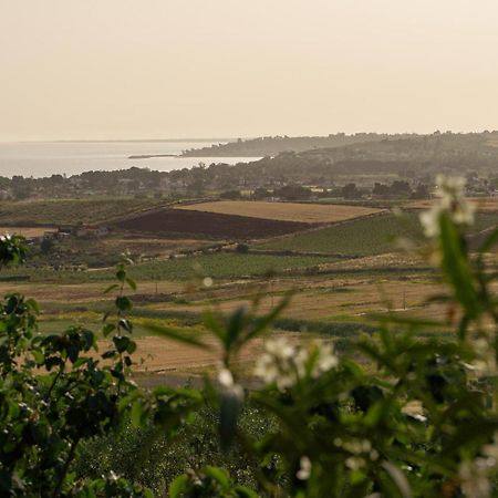 Casa Panoramica Tra Mare E Natura เมนฟี ภายนอก รูปภาพ